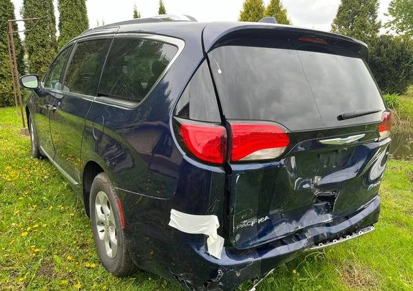 Chrysler Pacifica cena 65900 przebieg: 156700, rok produkcji 2018 z Rzeszów małe 67